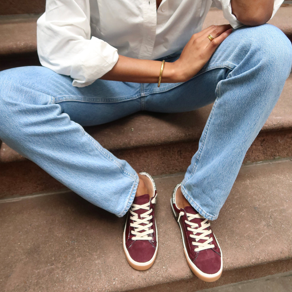 ZINA SNEAKERS BURGUNDY CRINKLE PATENT - re:vita