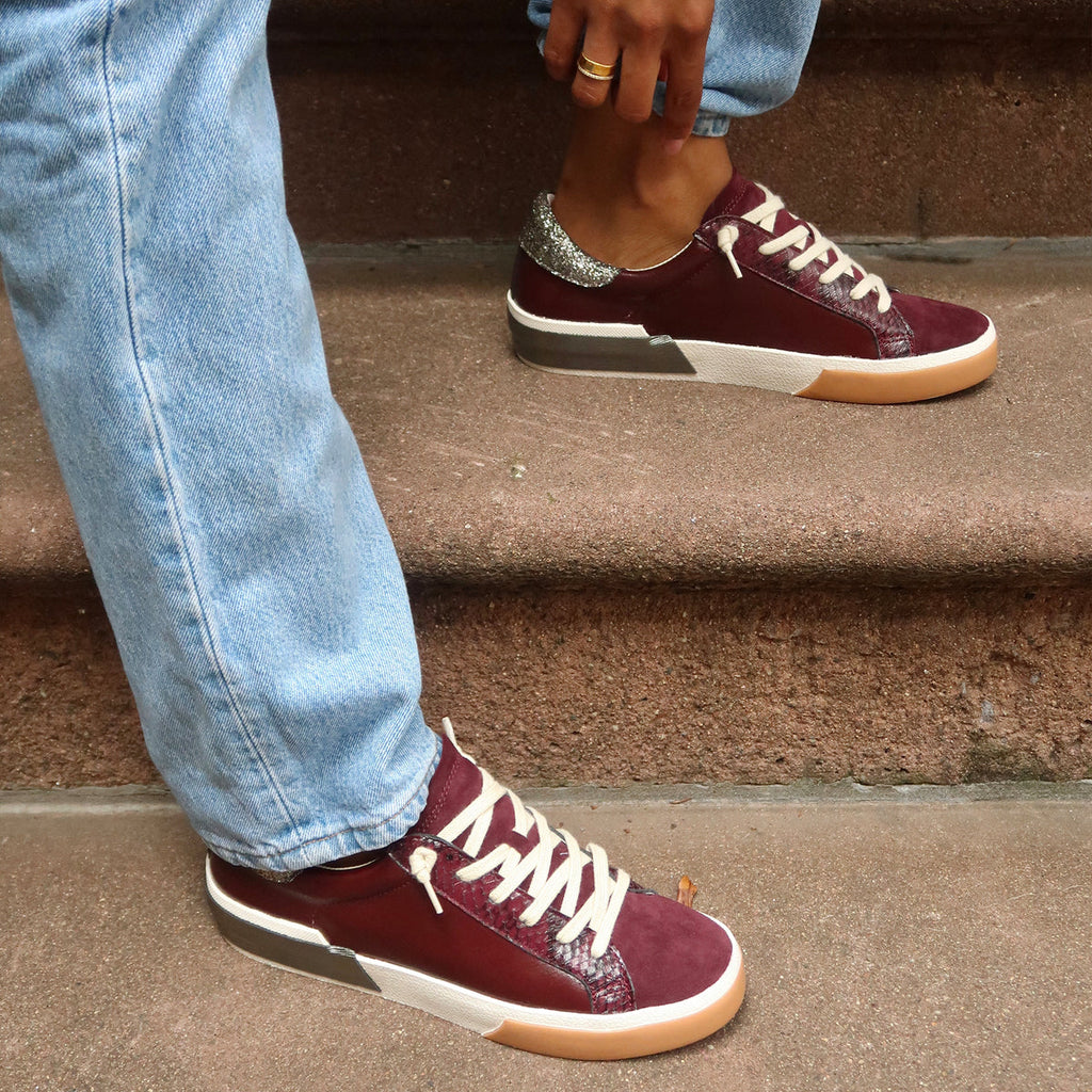 ZINA SNEAKERS BURGUNDY CRINKLE PATENT - re:vita